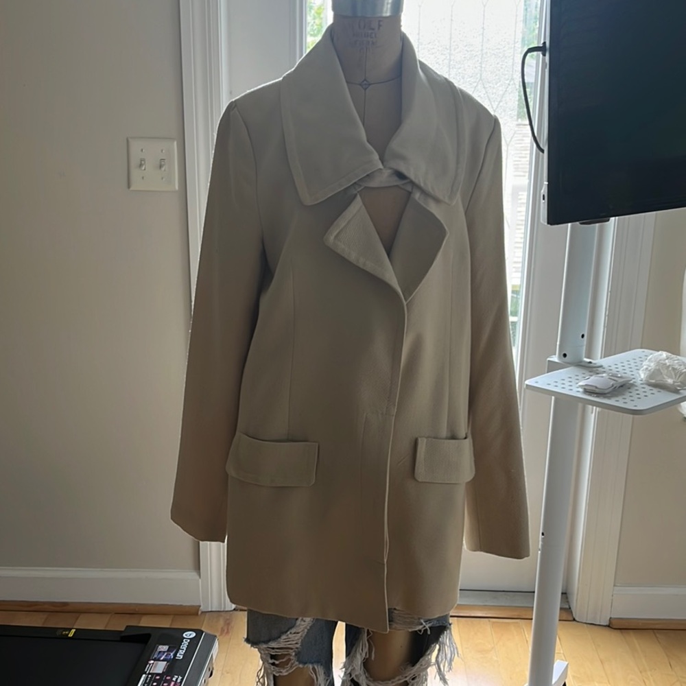 BCBGeneration Tan Trench Coat Classic Tailored Design